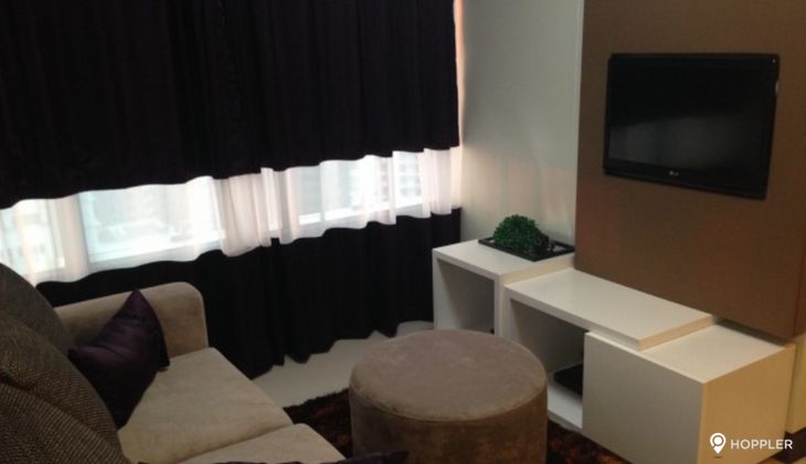 "1BR Condo for Rent in One Central, Salcedo Village, Makati"02