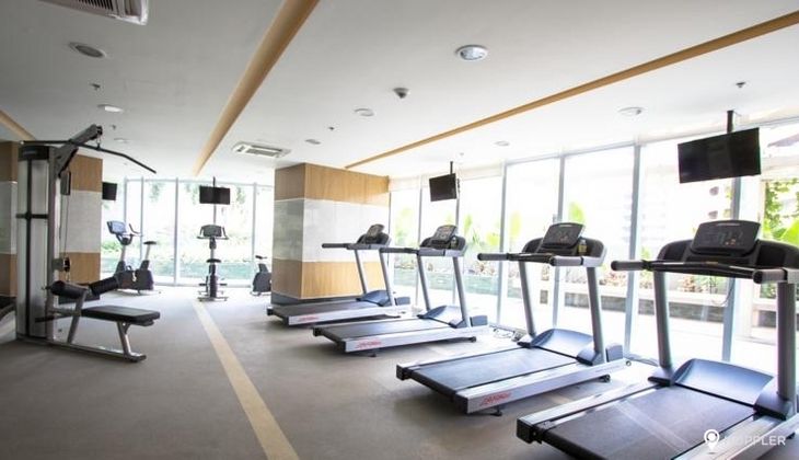 "1BR Condo for Rent in One Central, Salcedo Village, Makati"08