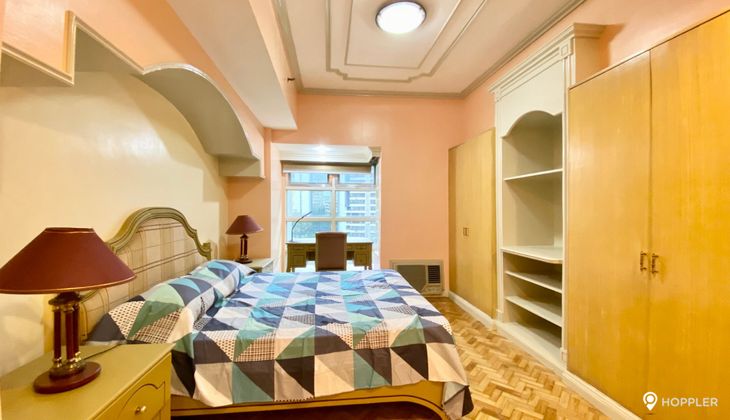 "2BR Condo for Rent in Two Lafayette Square, Salcedo Village, Makati"05