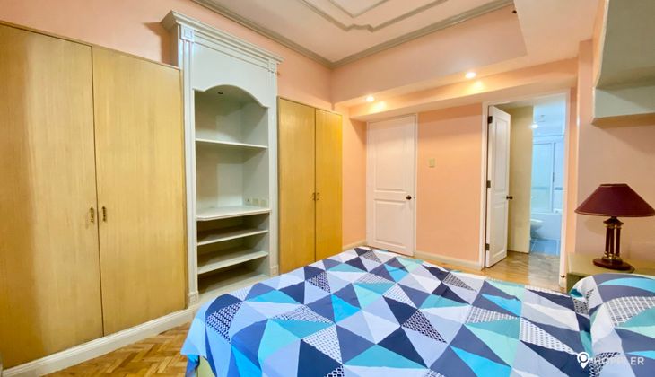 "2BR Condo for Rent in Two Lafayette Square, Salcedo Village, Makati"06