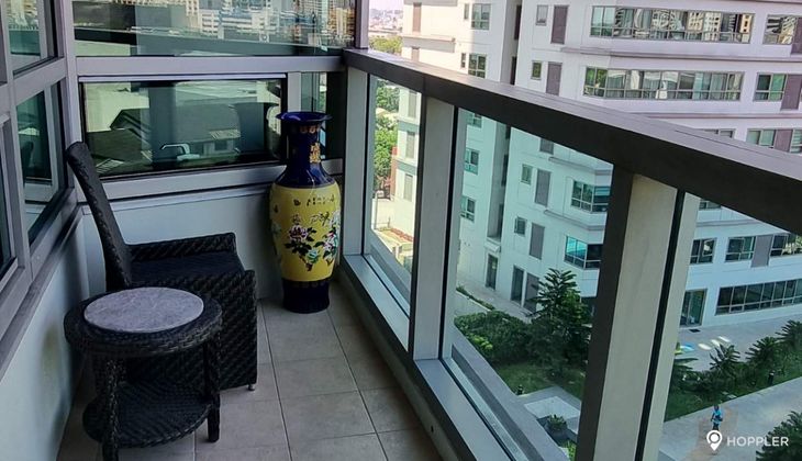 "3BR Condo for Rent in The Residences at Greenbelt, Legazpi Village, Makati"04