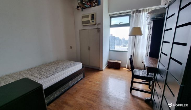 "2BR Condo for Rent in One Legazpi Park, Legazpi Village, Makati"04
