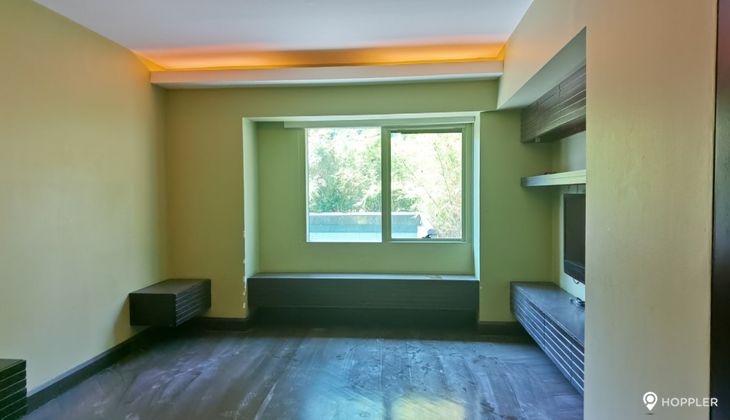 "2BR Condo for Rent in Hidalgo Place, Rockwell Center, Makati"08