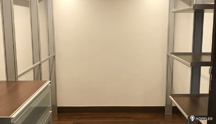 "3BR Condo for Rent in Two Roxas Triangle, Salcedo Village, Makati"08