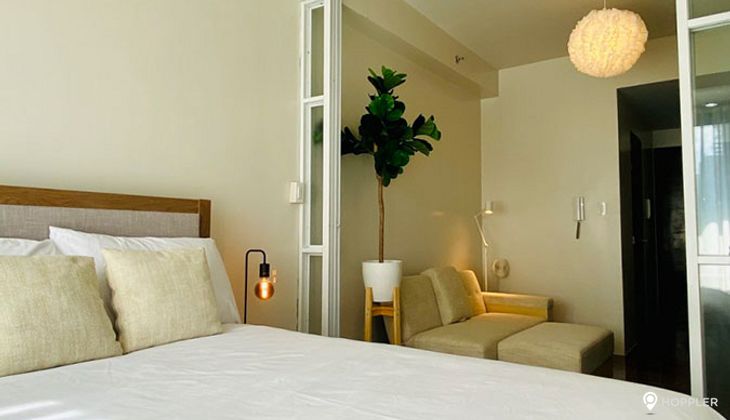"1BR Condo for Rent in Air Residences, San Antonio Village, Makati"06
