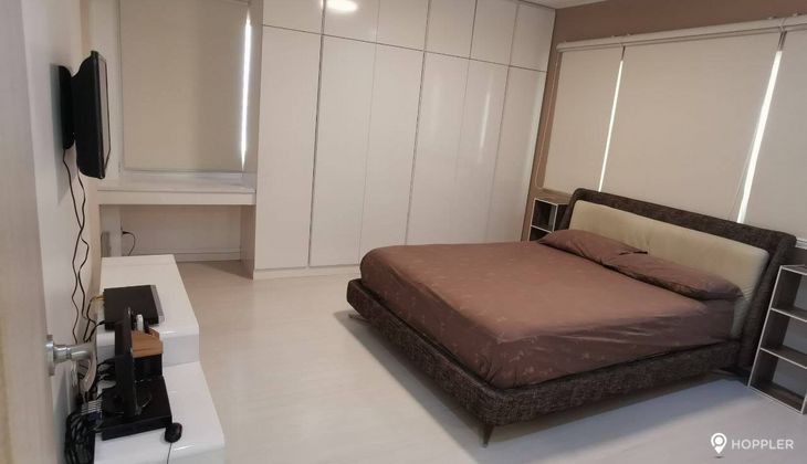 "2BR Condo for Rent in Tuscany Private Estates, McKinley Hill, Taguig"10