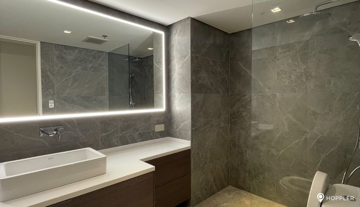 "3BR Condo for Rent in The Ritz Towers, Urdaneta Village, Makati"02