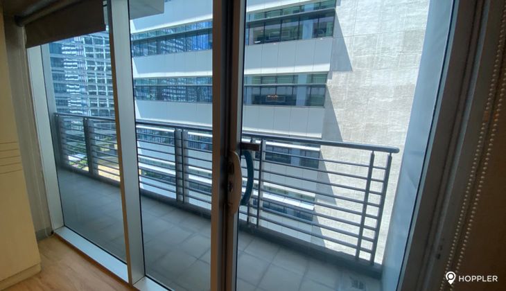 "2BR Condo for Rent in The Luxe Residences, BGC - Bonifacio Global City, Taguig"09
