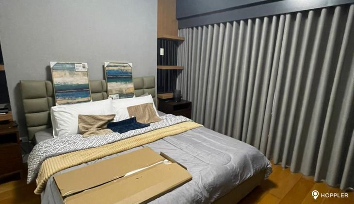 "2BR Condo for Rent in The Residences at Greenbelt, Legazpi Village, Makati"06