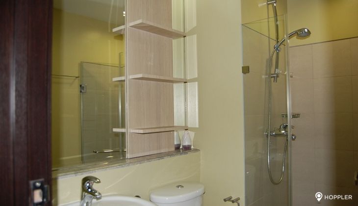"3BR Condo for Rent in The Residences at Greenbelt, Legazpi Village, Makati"09