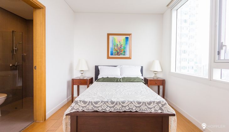 "2BR Condo for Rent in Park Terraces, San Lorenzo Village, Makati"06
