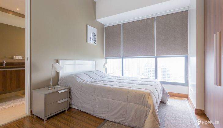 "2BR Condo for Rent in Shang Salcedo Place, Salcedo Village, Makati"02