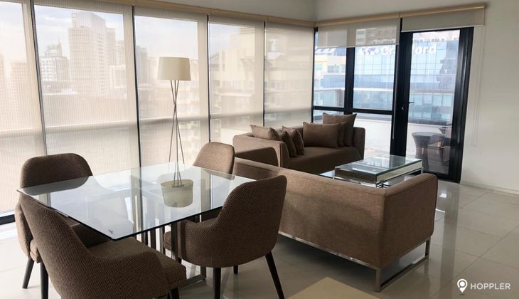 "2BR Condo for Rent in Arya Residences, BGC - Bonifacio Global City, Taguig"02