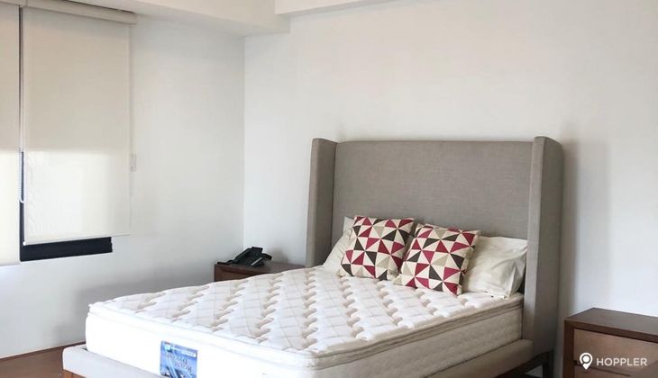 "2BR Condo for Rent in Arya Residences, BGC - Bonifacio Global City, Taguig"06