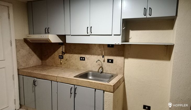 "1BR Condo for Rent in Makati Prime Tower Suites, Bel-Air Village, Makati"08