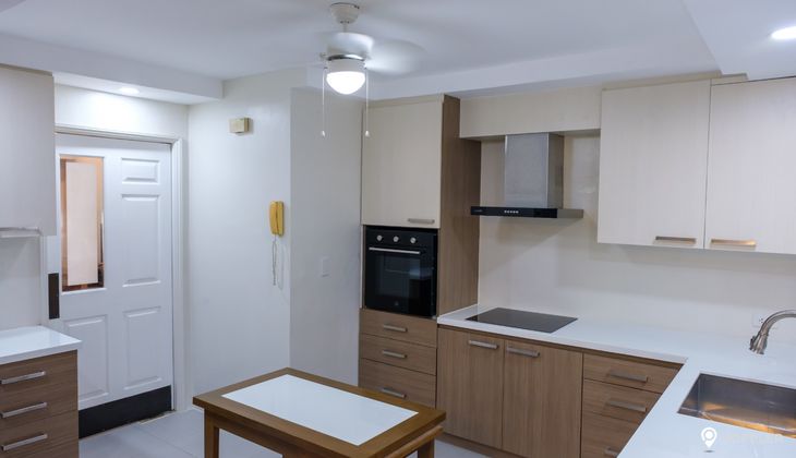 "3BR Condo for Rent in The Regency at Salcedo, Salcedo Village, Makati"02