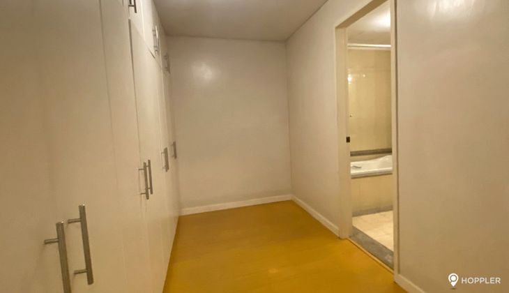 "3BR Condo for Rent in The Shang Grand Tower, Legazpi Village, Makati"03