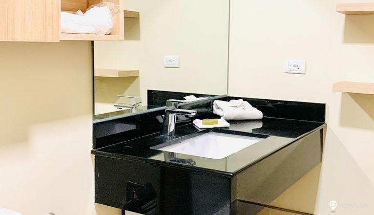 "1BR Condo for Rent in One Maridien Tower, BGC - Bonifacio Global City, Taguig"06