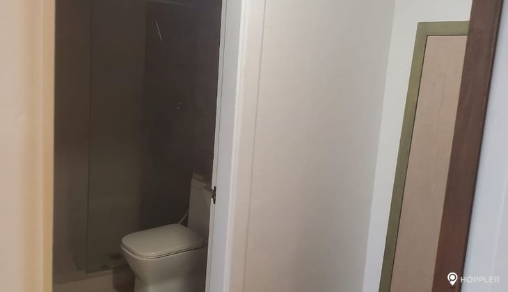 "2BR Condo for Rent in The Peak, Salcedo Village, Makati"09