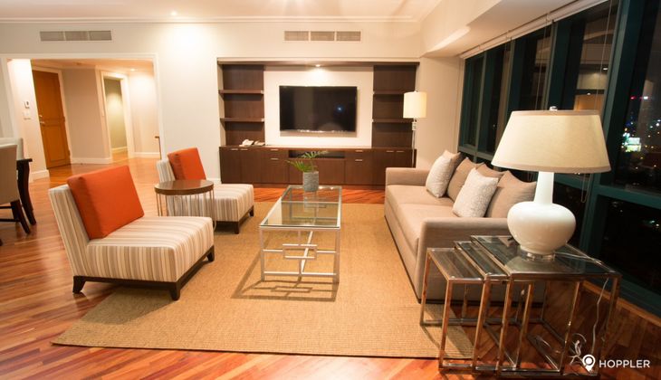 "3BR Condo for Rent in Hidalgo Place, Rockwell Center, Makati"05