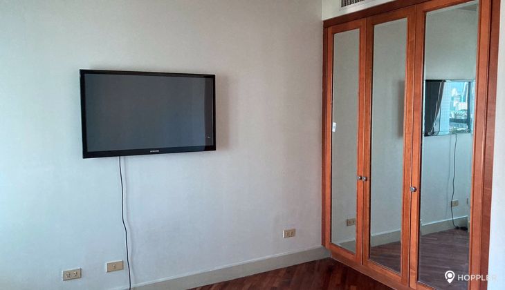 "2BR Condo for Rent in Hidalgo Place, Rockwell Center, Makati"02
