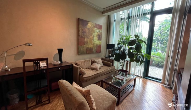 "1BR