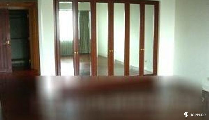 "3BR Condo for Rent in Rizal Tower, Rockwell Center, Makati"04