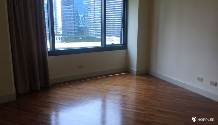 "3BR Condo for Rent in Rizal Tower, Rockwell Center, Makati"09
