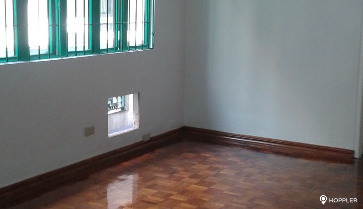 "1BR Condo for Rent in Eisenhower Condominium, Greenhills, San Juan"06