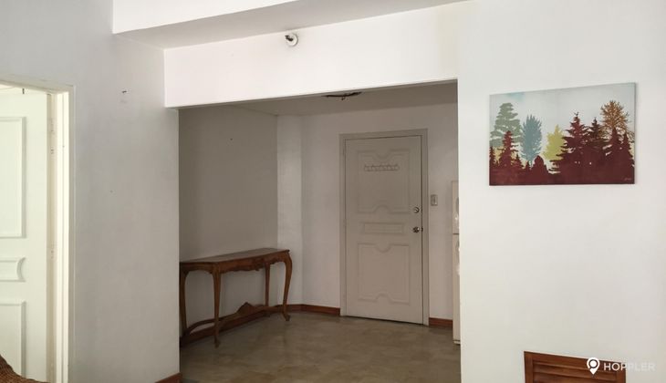 "1BR Condo for Rent in Eisenhower Condominium, Greenhills, San Juan"08