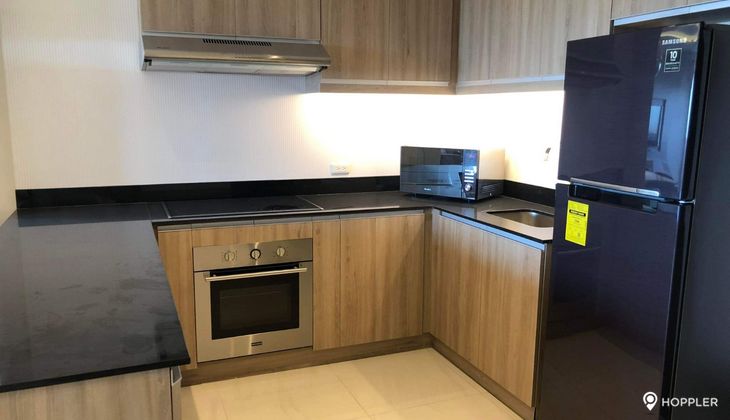 "2BR Condo for Rent in The Royalton at the Capitol Commons, Oranbo, Pasig"02