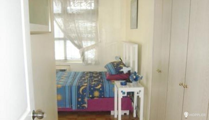 "2BR Condo for Rent in One Lafayette Square, Salcedo Village, Makati"06