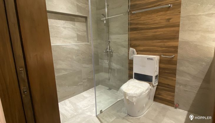 "3BR Condo for Rent in Makati Tuscany, Urdaneta Village, Makati"04