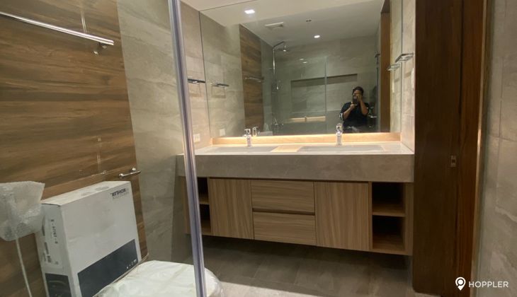 "3BR Condo for Rent in Makati Tuscany, Urdaneta Village, Makati"07