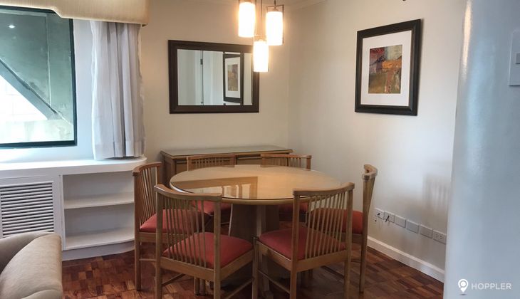 "2BR Condo for Rent in Classica Tower Condominium, Salcedo Village, Makati"03