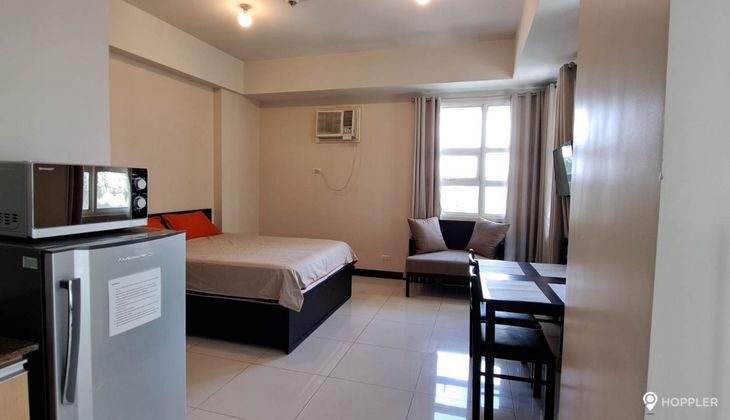 "Studio Condo for Rent in 101 Newport Boulevard, Newport, Pasay"03
