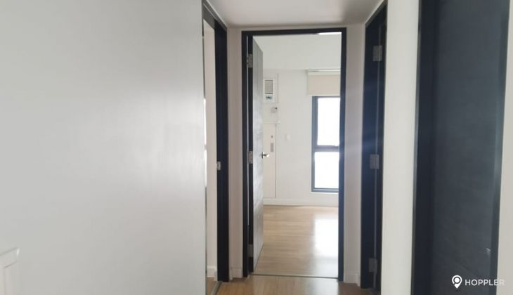 "2BR Condo for Rent in Solstice, Carmona, Makati"04