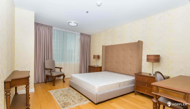 "1BR Condo for Rent in Park Terraces, San Lorenzo Village, Makati"03
