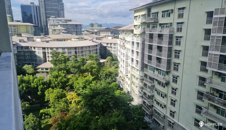 "2BR Condo for Rent in The Dolce at Two Serendra, BGC - Bonifacio Global City, Taguig"07