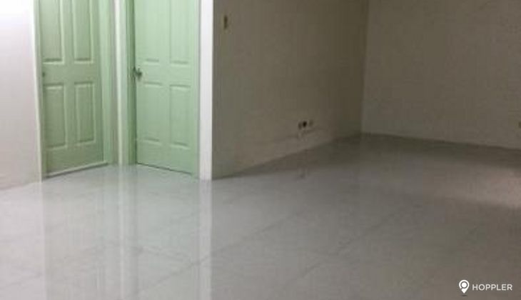"1BR Condo for Rent in Medical Plaza Makati, Legazpi Village, Makati"02