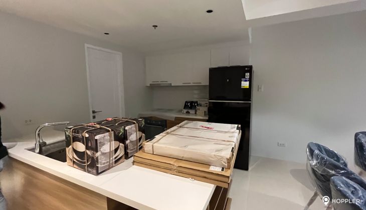 "2BR Condo for Rent in MJ Residences, Palm Village, Makati"03
