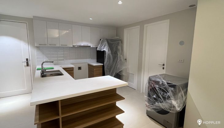 "1BR Condo for Rent in MJ Residences, Palm Village, Makati"04