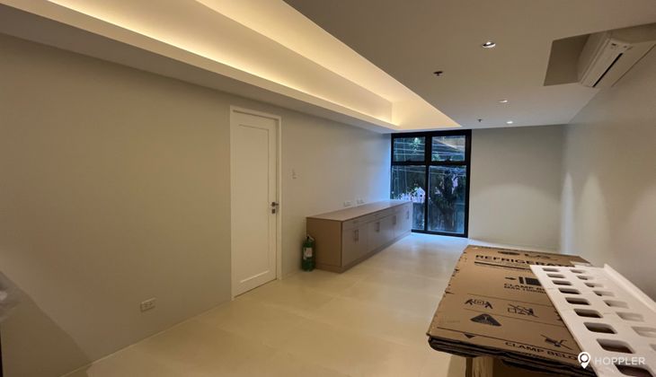 "1BR Condo for Rent in MJ Residences, Palm Village, Makati"05