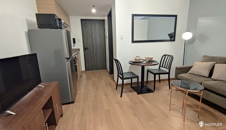 "1BR Condo for Rent in The Rise Makati, San Antonio Village, Makati"06