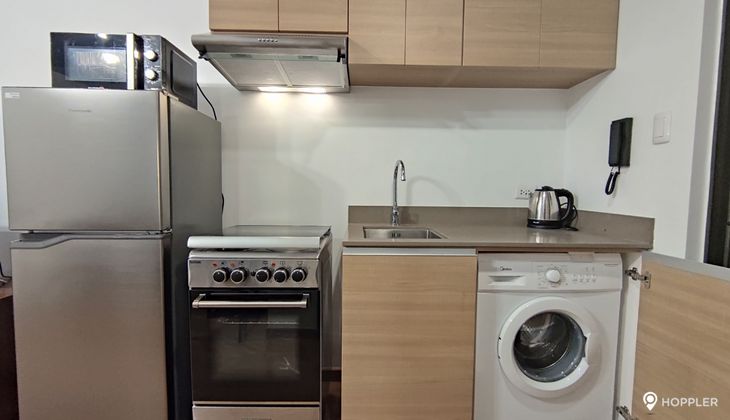 "1BR Condo for Rent in The Rise Makati, San Antonio Village, Makati"08