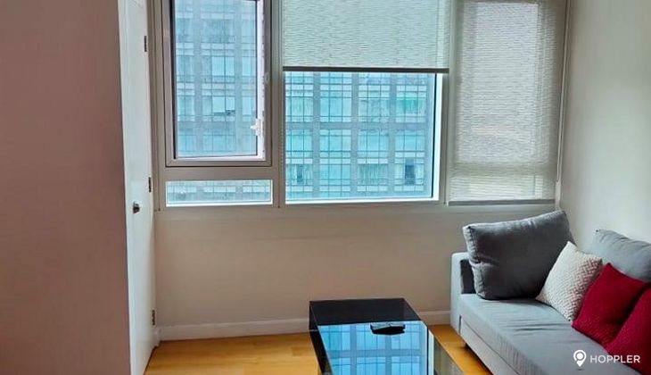 "1BR Condo for Rent in Park Terraces, San Lorenzo Village, Makati"02