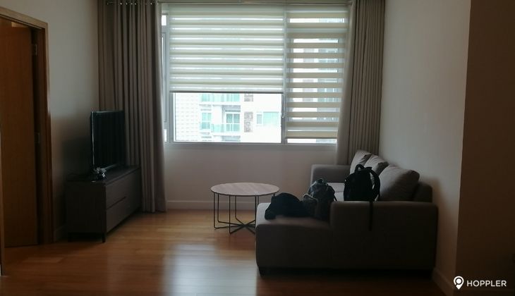 "2BR Condo for Rent in Park Terraces, San Lorenzo Village, Makati"05