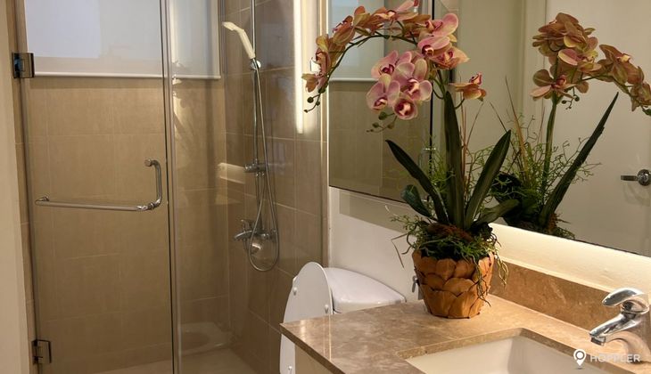 "2BR Condo for Rent in Joya Lofts and Towers, Rockwell Center, Makati"10