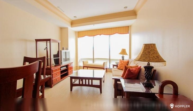 "2BR Condo for Rent in One McKinley Place, BGC - Bonifacio Global City, Taguig"01