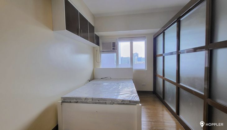 "1BR Condo for Rent in One Premier, Almanza Uno, Las Piñas"05